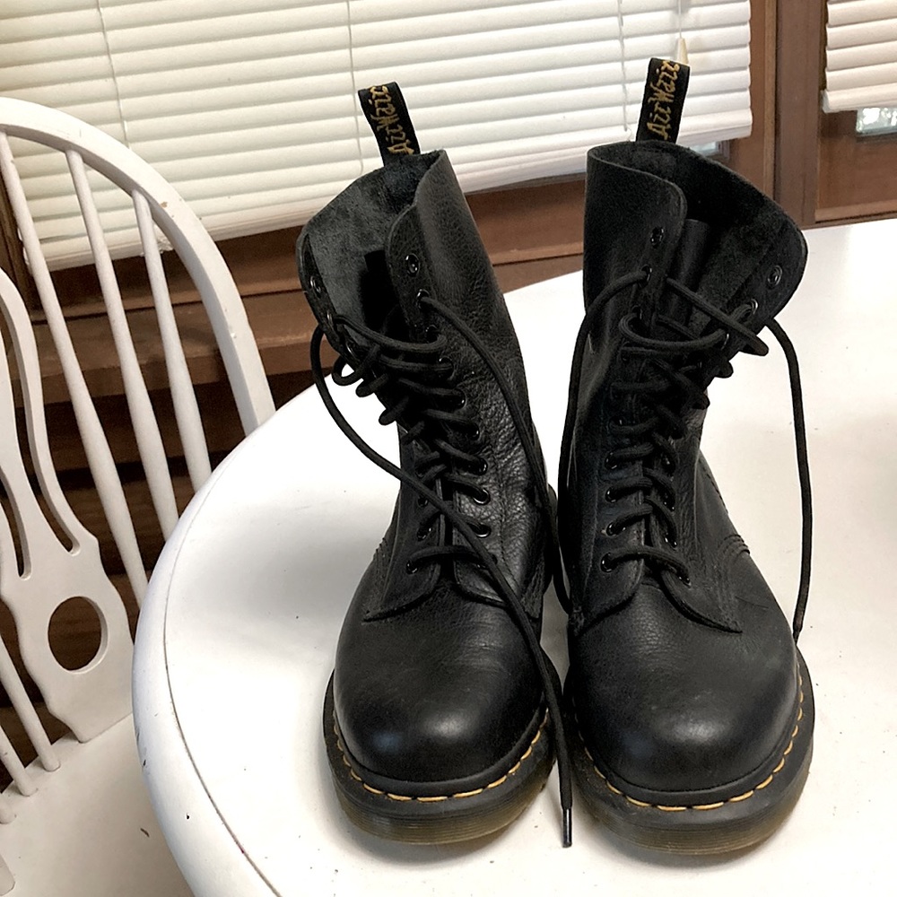 Dr. Martens Boots (Womens)